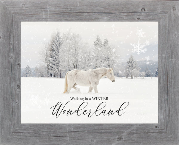 Walking in a Winter Wonderland horse GLITTERED ONLY SA341
